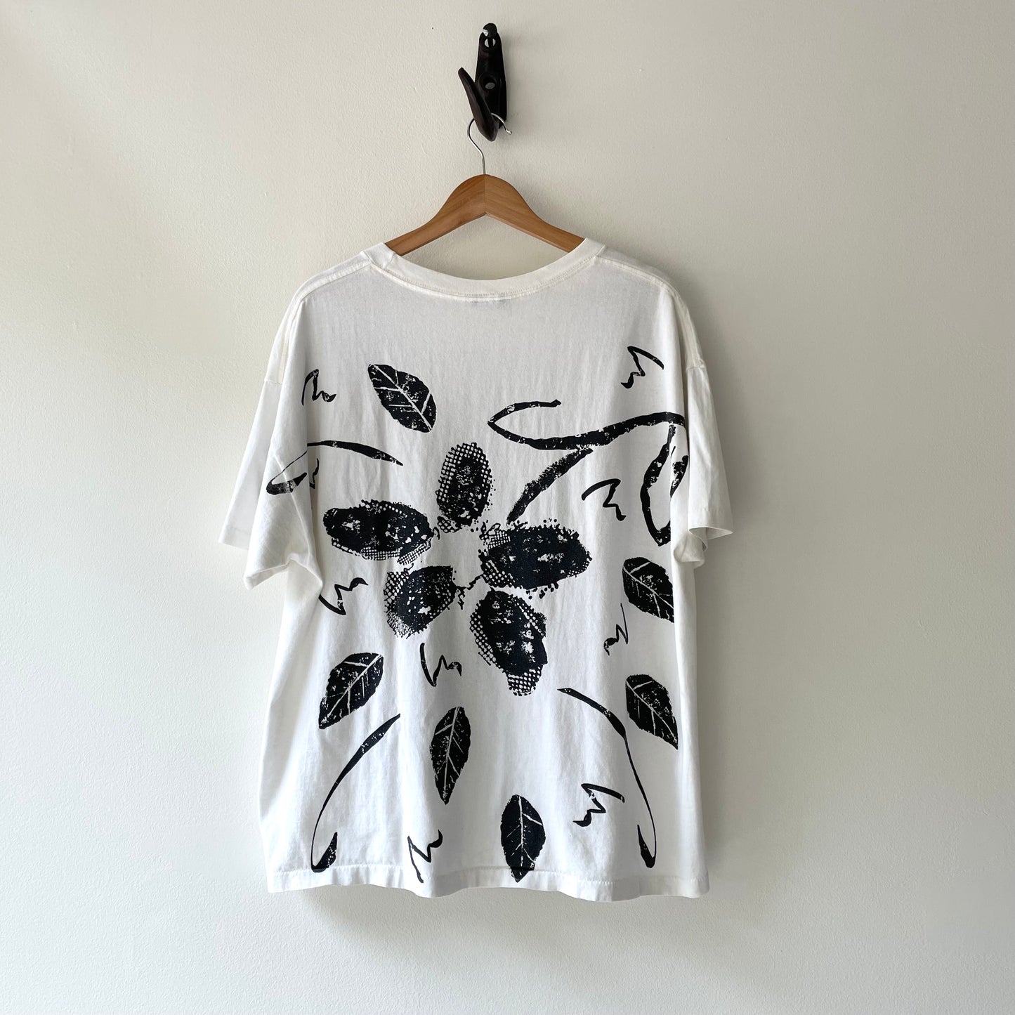 Vintage Abstract Print T-shirt